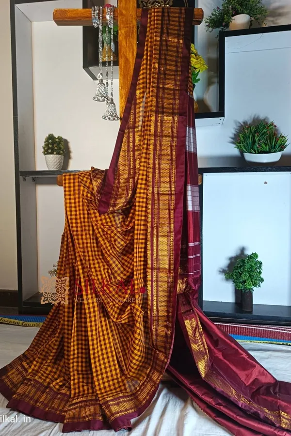 Ilkal_Small_Check_Cotton_Silk_Saree_Saree_Code-_SKL1122