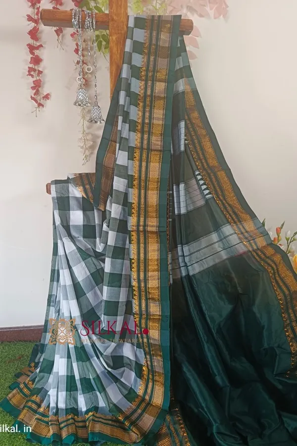 Ilkal_Cotton_Silk_Big_Checks_Saree_Code-_SKL1699