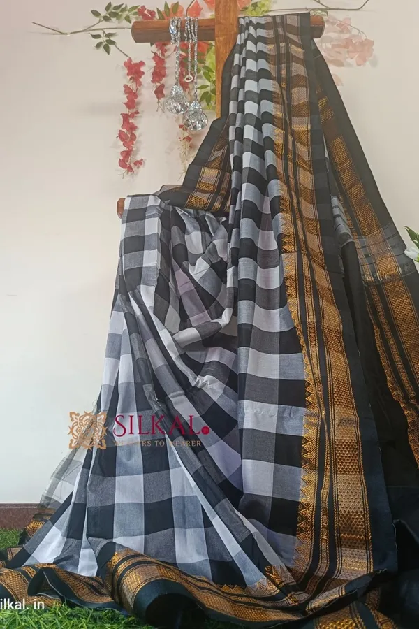 Ilkal_Cotton_Silk_Big_Checks_Saree_Code-_SKL1411