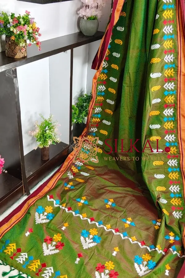 Traditional_Khun_Kasuti_Saree_SKL03930