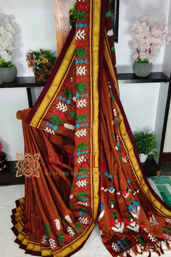 Traditional_Khun_Kasuti_Saree_SKL03931