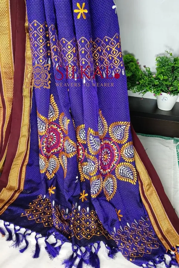 Traditional_Khun_Kasuti_Saree_SKL03932