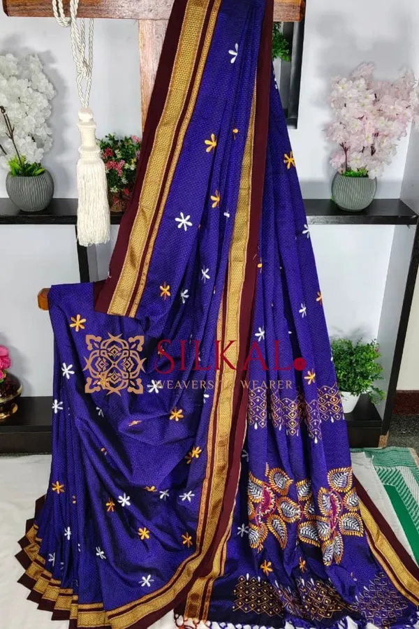 Traditional_Khun_Kasuti_Saree_SKL03932