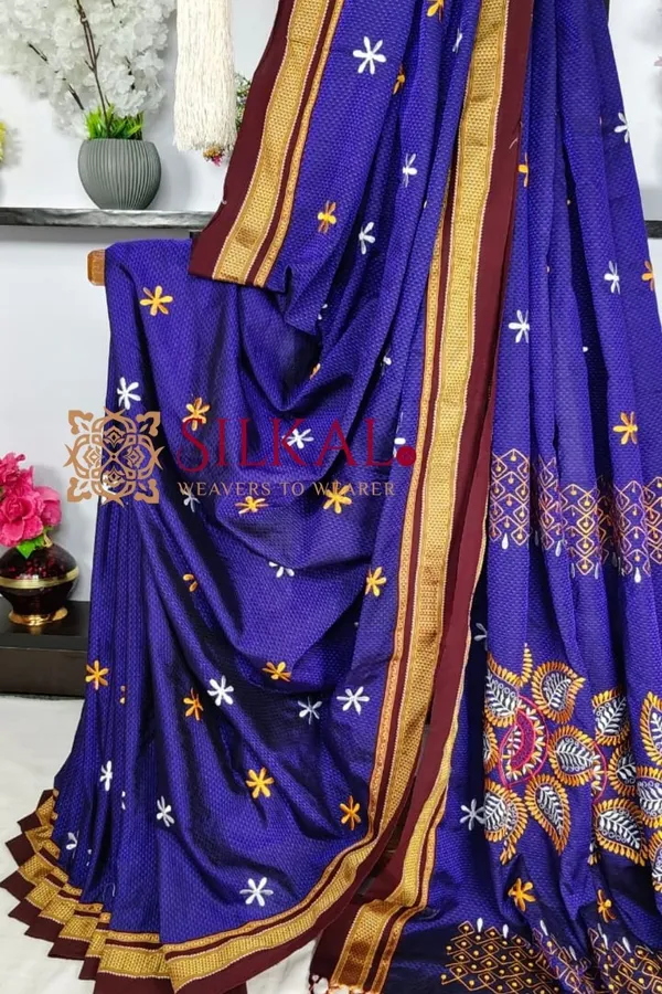 Traditional_Khun_Kasuti_Saree_SKL03932
