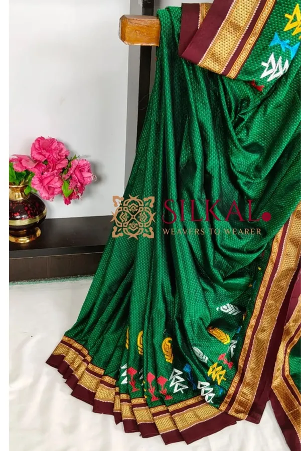 Traditional_Khun_Kasuti_Saree_SKL03933