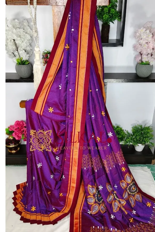 Traditional_Khun_Kasuti_Saree_SKL03935