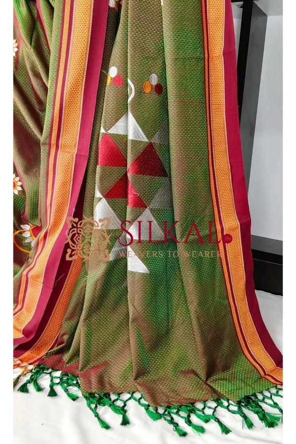 Traditional_Khun_Kasuti_Saree_SKL04086