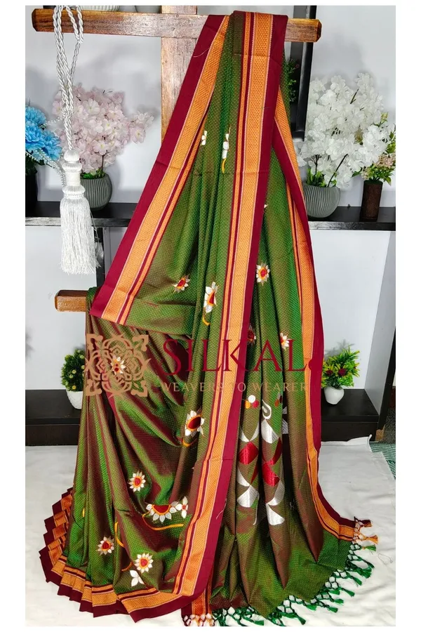 Traditional_Khun_Kasuti_Saree_SKL04086