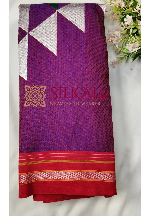 Traditional_Khun_Kasuti_Saree_SKL04088