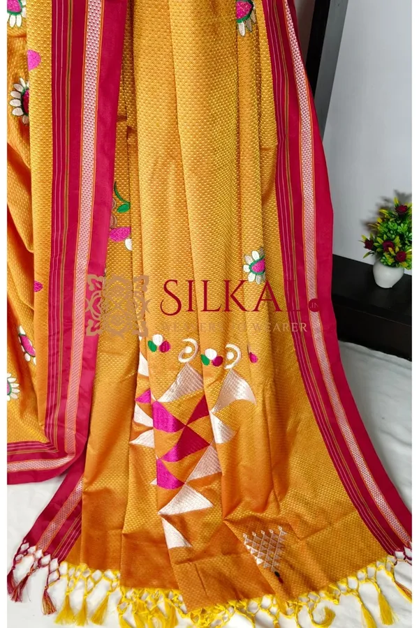 Traditional_Khun_Kasuti_Saree_SKL04089