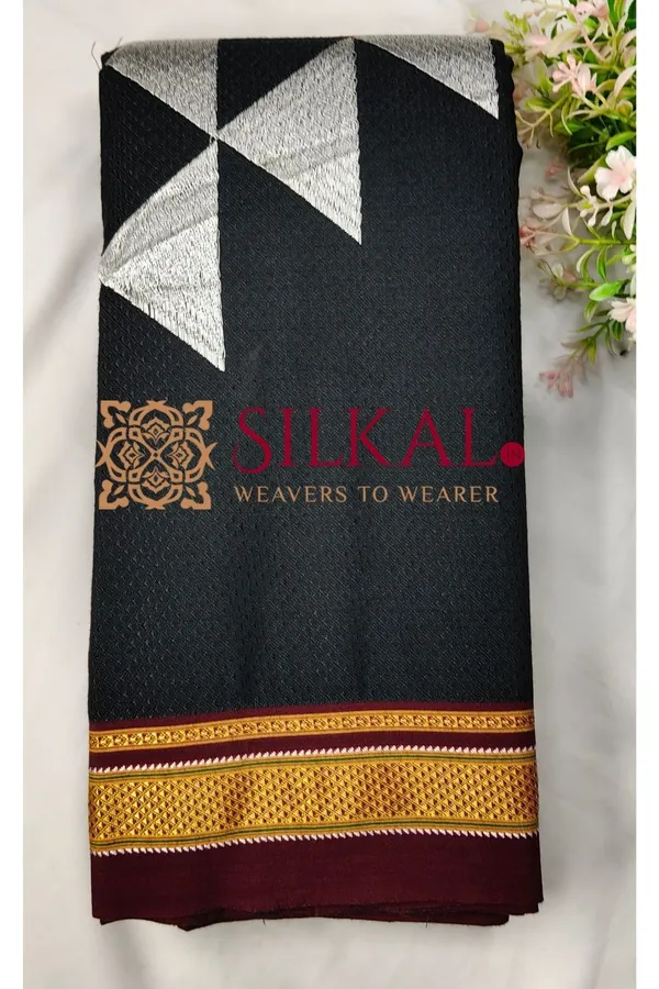 Traditional_Khun_Kasuti_Saree_SKL04090