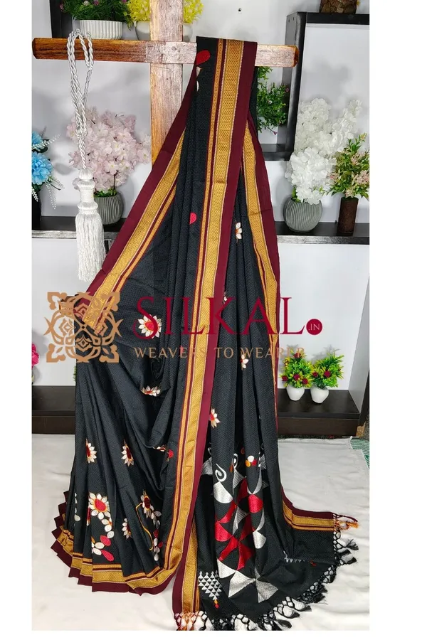 Traditional_Khun_Kasuti_Saree_SKL04090