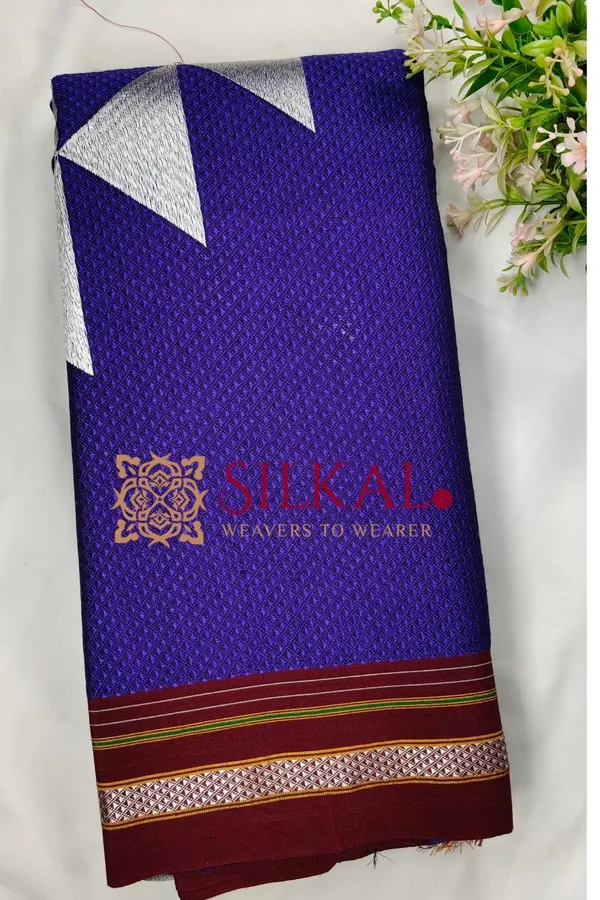 Traditional_Khun_Kasuti_Saree_SKL04091