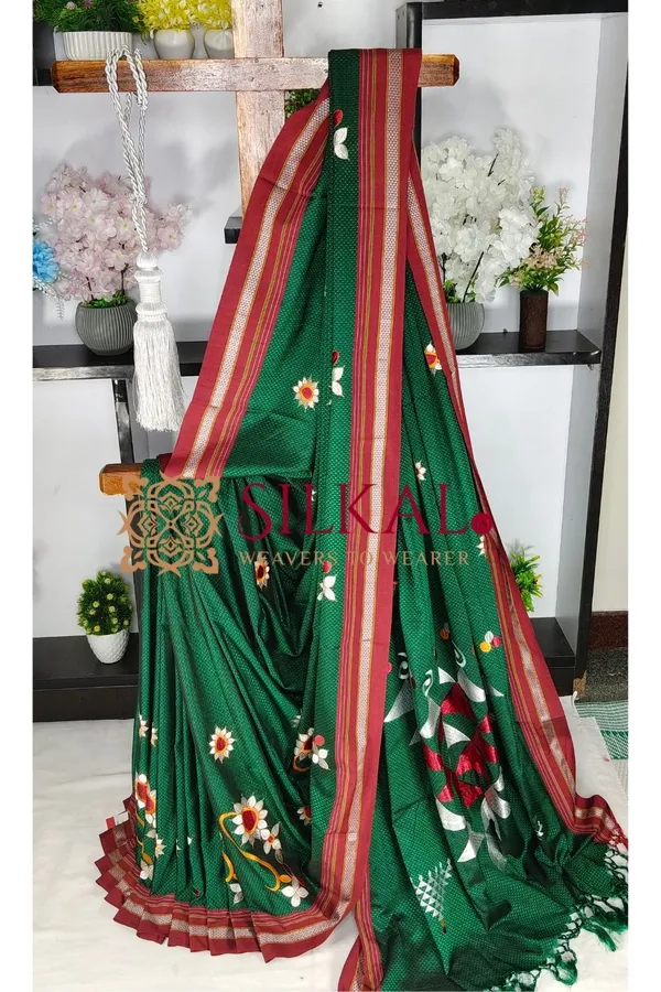 Traditional_Khun_Kasuti_Saree_SKL04095