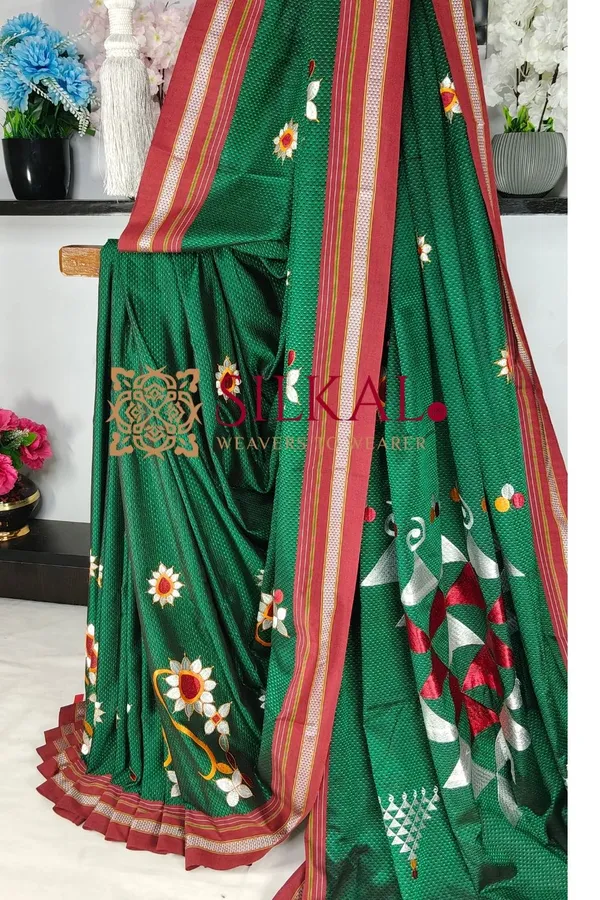 Traditional_Khun_Kasuti_Saree_SKL04095