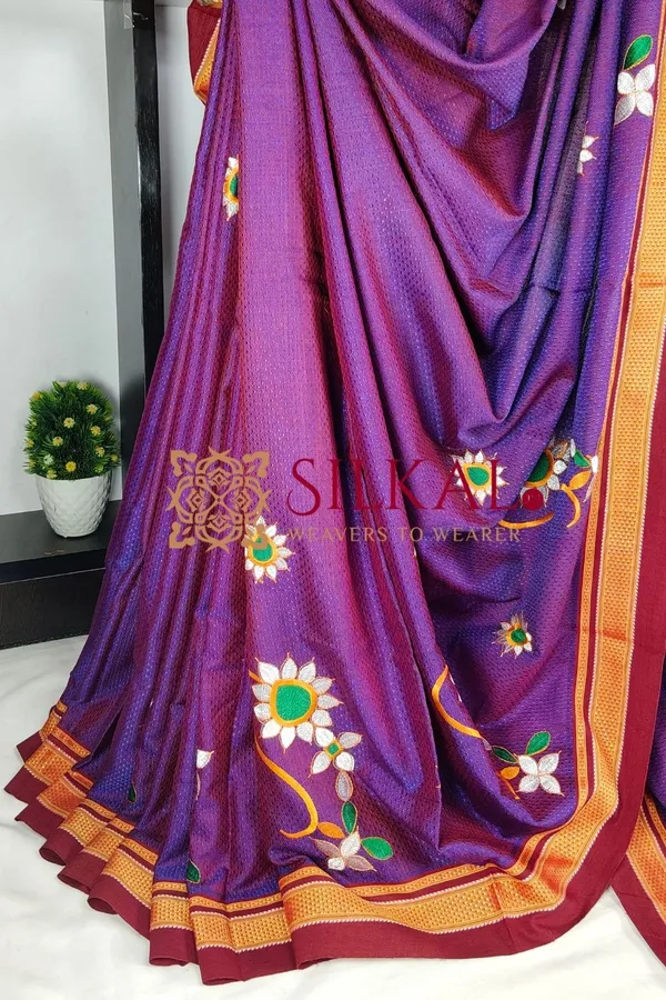 Traditional_Khun_Kasuti_Saree_SKL04097