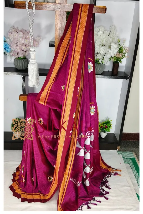 Traditional_Khun_Kasuti_Saree_SKL04098