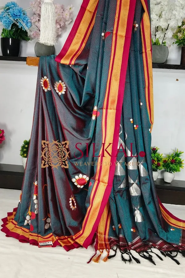 Traditional_Khun_Kasuti_Saree_SKL04099