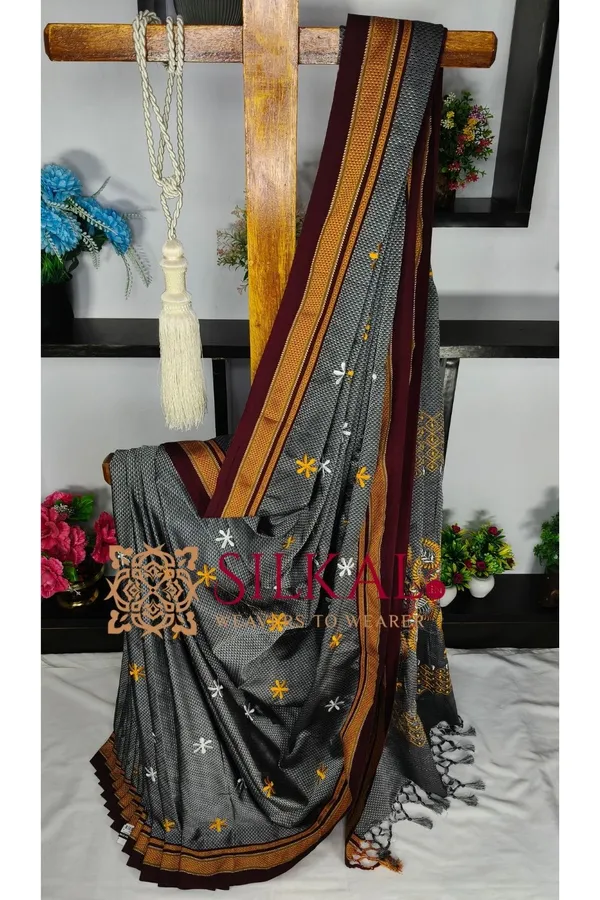 Traditional_Khun_Kasuti_Saree_SKL04262