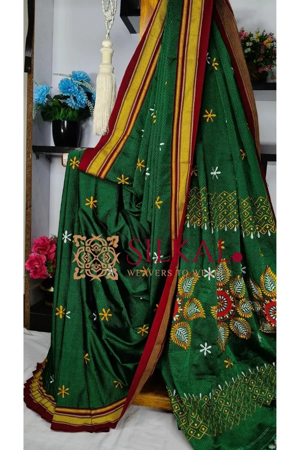 Traditional_Khun_Kasuti_Saree_SKL04263