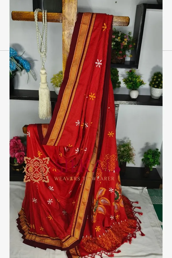 Traditional_Khun_Kasuti_Saree_SKL04264