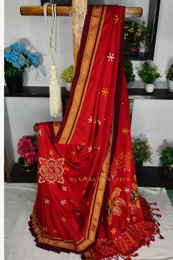 Traditional_Khun_Kasuti_Saree_SKL04264