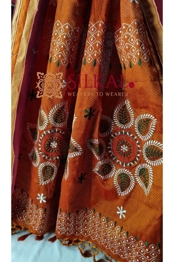 Traditional_Khun_Kasuti_Saree_SKL04269