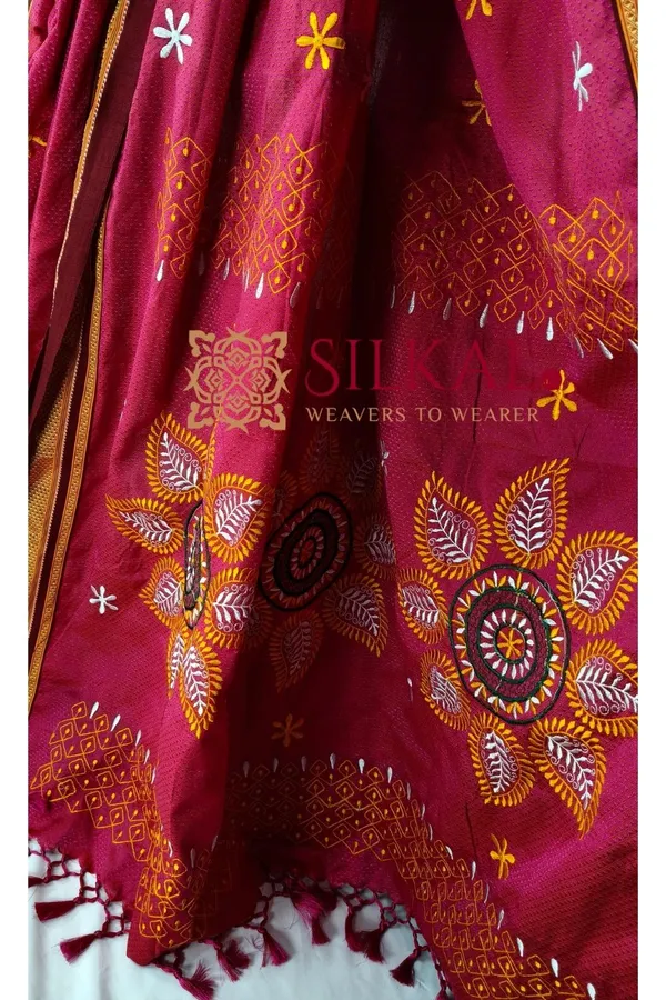 Traditional_Khun_Kasuti_Saree_SKL04271