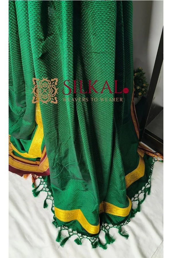 Traditional_Khun_Lace_Work_Saree_SKL04273