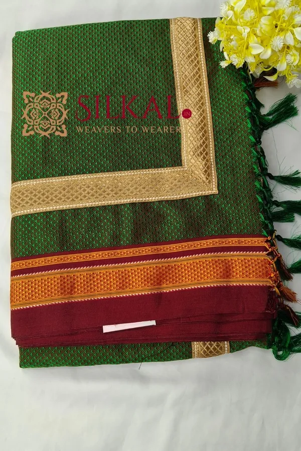Traditional_Khun_Lace_Work_Saree_SKL04274