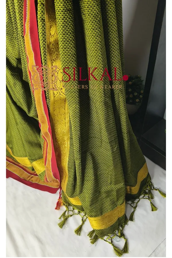 Traditional_Khun_Lace_Work_Saree_SKL04275