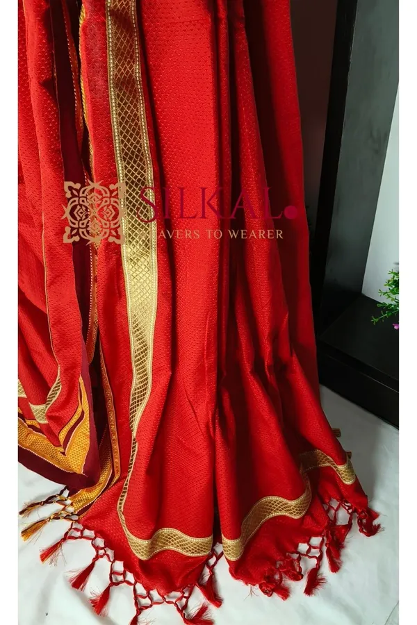 Traditional_Khun_Lace_Work_Saree_SKL04276