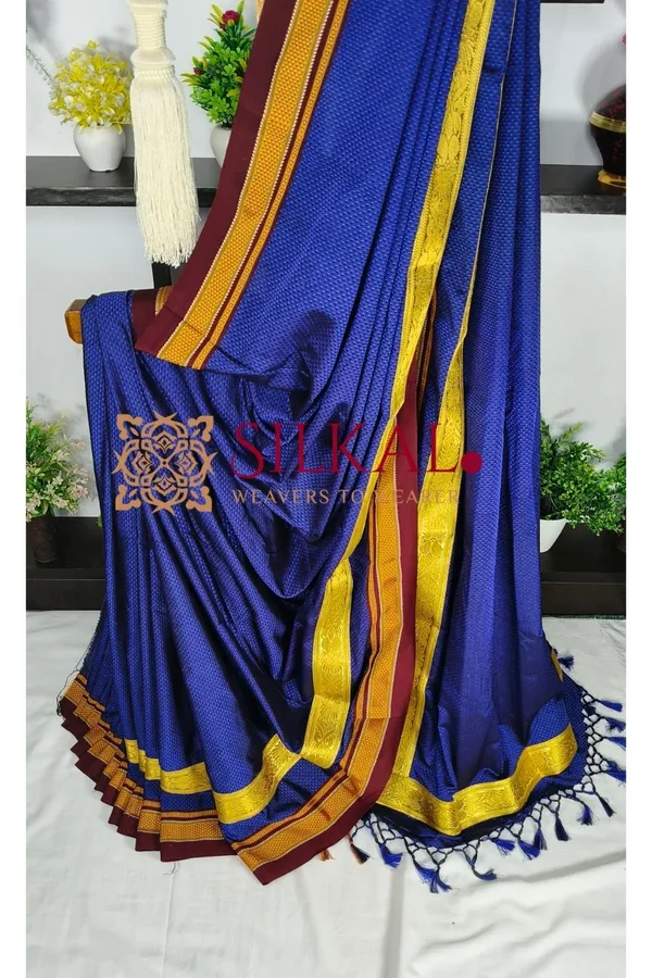 Traditional_Khun_Lace_Work_Saree_SKL04277
