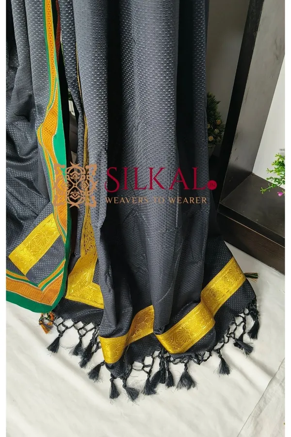 Traditional_Khun_Lace_Work_Saree_SKL04280