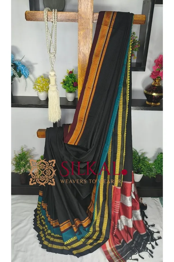 Traditional_Khun_Lace_Work_Saree_SKL04282