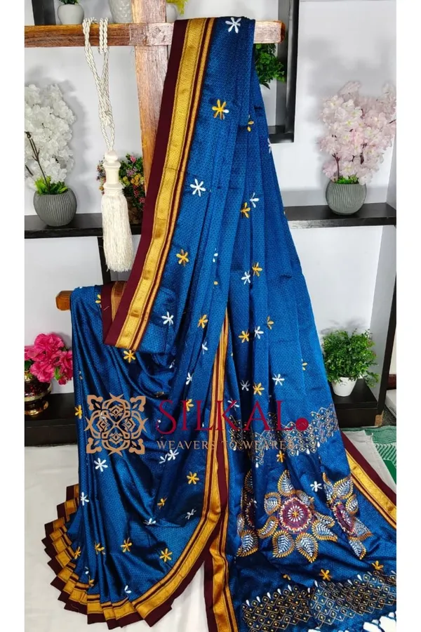 Traditional_khun_Kasuti_Saree_SKL03936