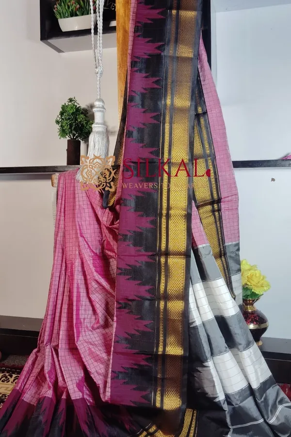 One_Side_Border_Chandarana_Temple_Saree_Code-_SKL1773