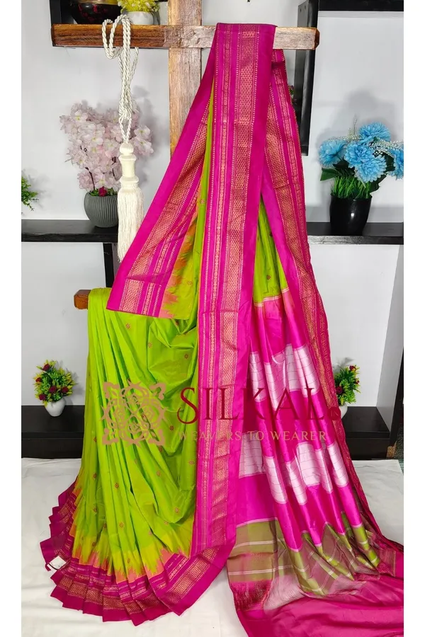 Ilkal_Buta_Cotton_Silk_Temple_Saree_SKL03899
