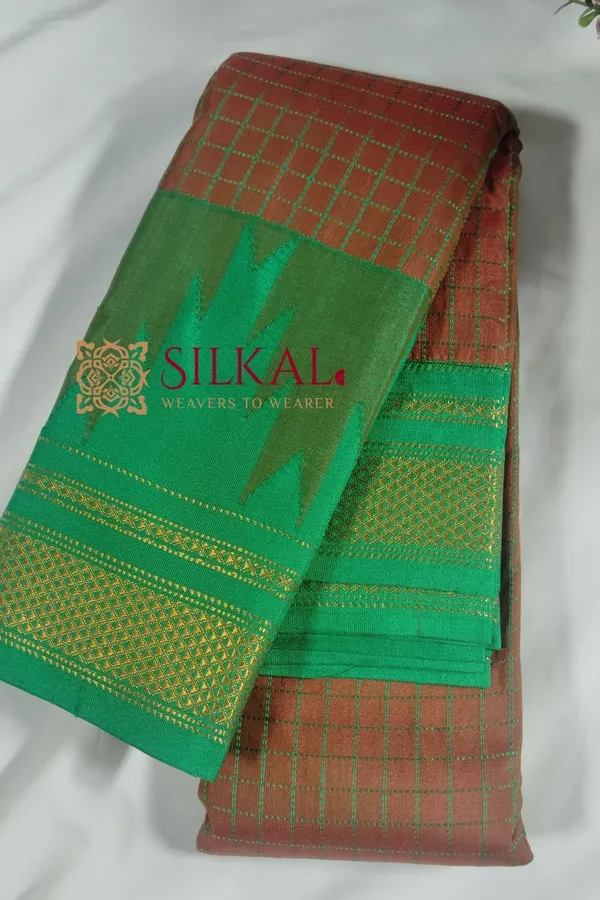 One_Side_Border_Chandarana_Temple_Saree_Code-_SKL1777