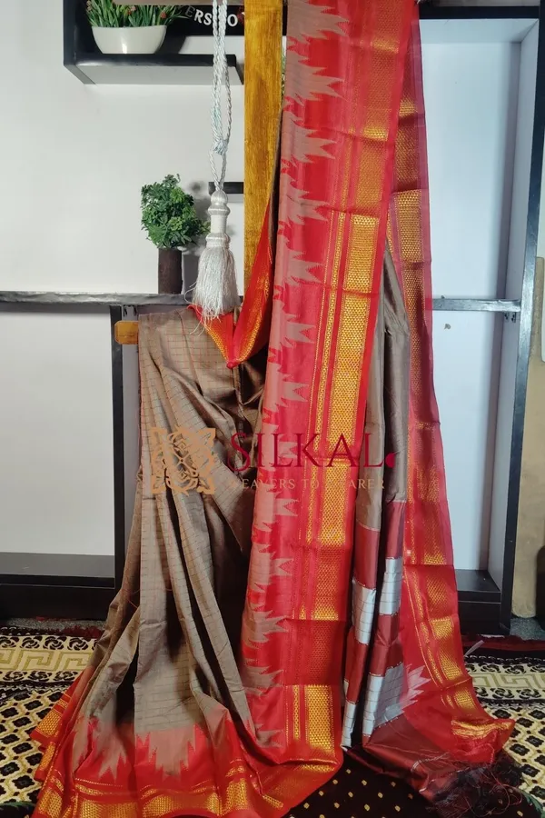 One_Side_Border_Chandarana_Temple_Saree_Code-_SKL1472