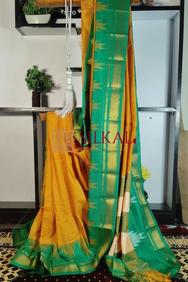 One_Side_Border_Chandarana_Temple_Saree_Code-_SKL1776