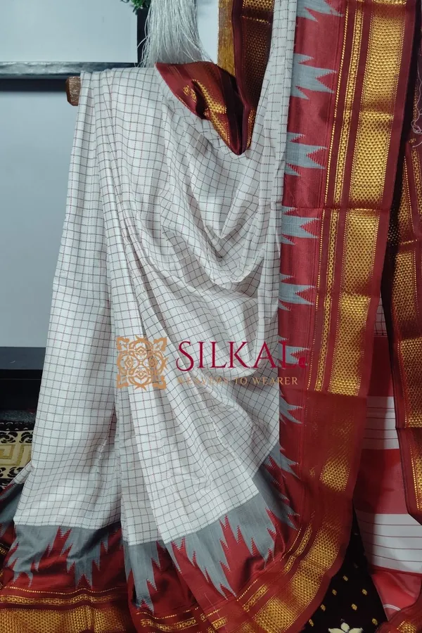 One_Side_Border_Chandarana_Temple_Saree_Saree_Code-_SKL1471