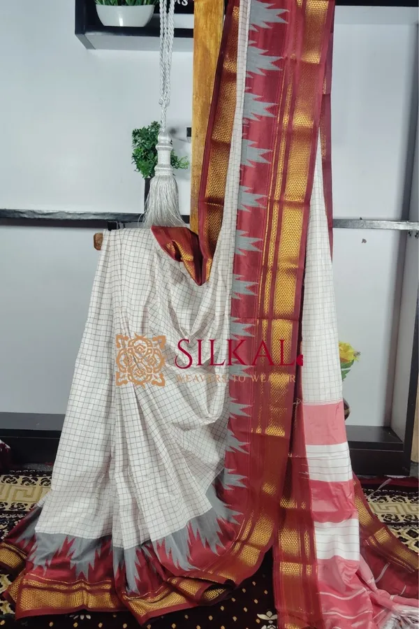 One_Side_Border_Chandarana_Temple_Saree_Saree_Code-_SKL1471