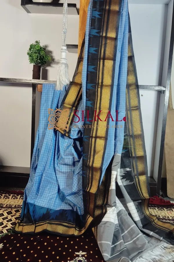 One_Side_Border_Chandarana_Temple_Saree_Code-_SKL1774