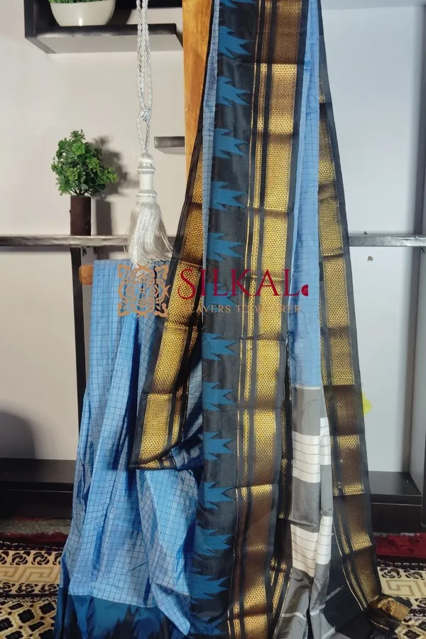 One_Side_Border_Chandarana_Temple_Saree_Code-_SKL1774