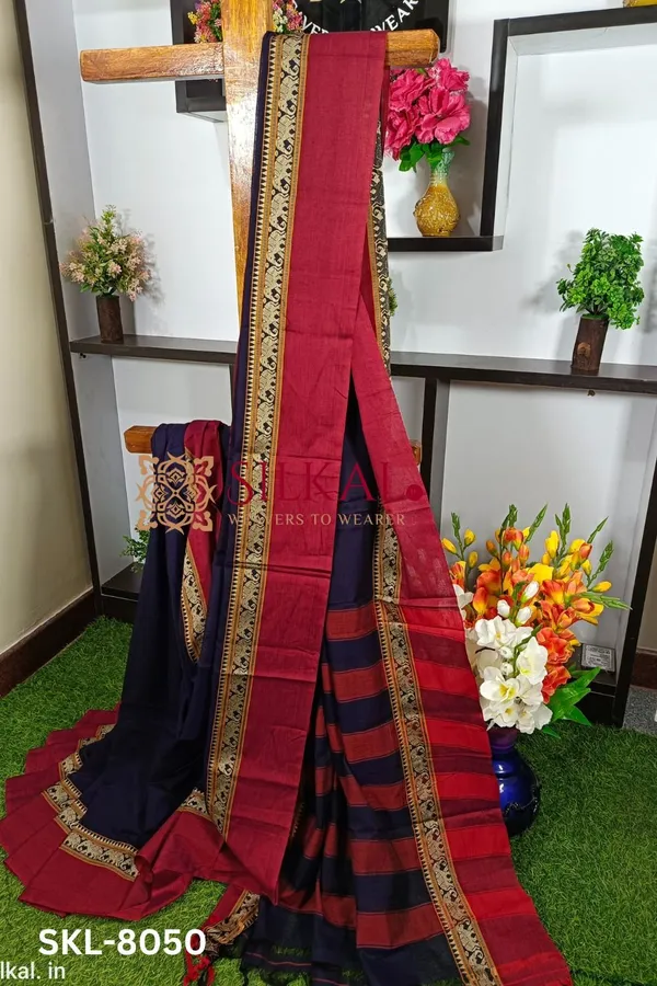 Narayan_Peth_Plain_Cotton_Saree_With_Patti_Pallu_Code-_SKL1608
