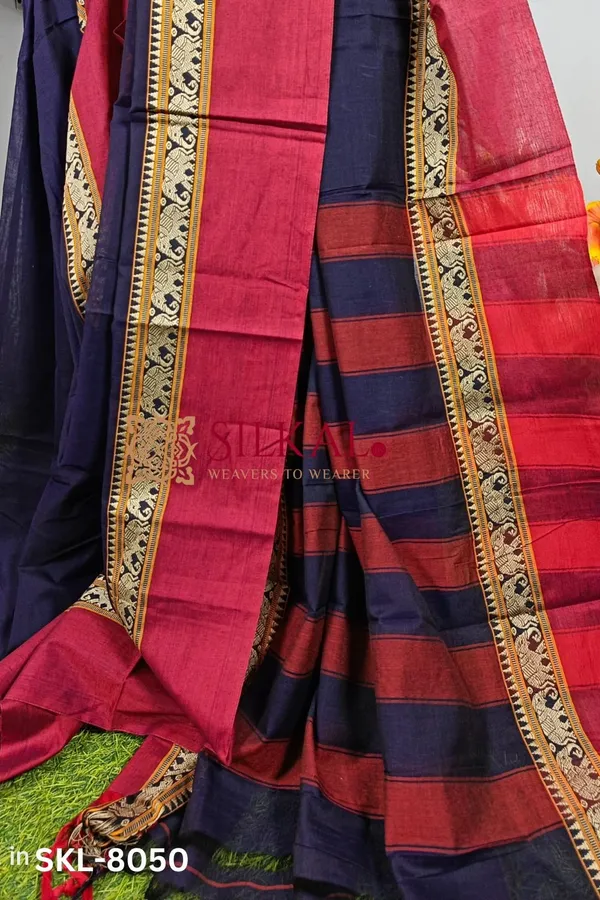 Narayan_Peth_Plain_Cotton_Saree_With_Patti_Pallu_Code-_SKL1608