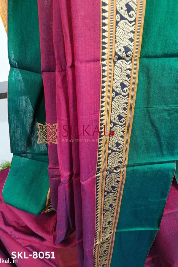 Narayan_Peth_Plain_Cotton_Saree_With_Patti_Pallu_Saree_Code-_SKL1609