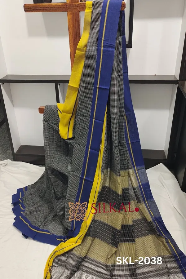 Patteda_Anchu_Checks_With_Plain_Border_Saree_Code-_SKL1138