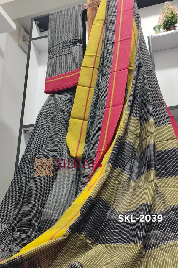 Patteda_Anchu_Pure_Cotton_Ganga_Jamuna_Handwoven_Saree_Saree_Code-_SKL1035